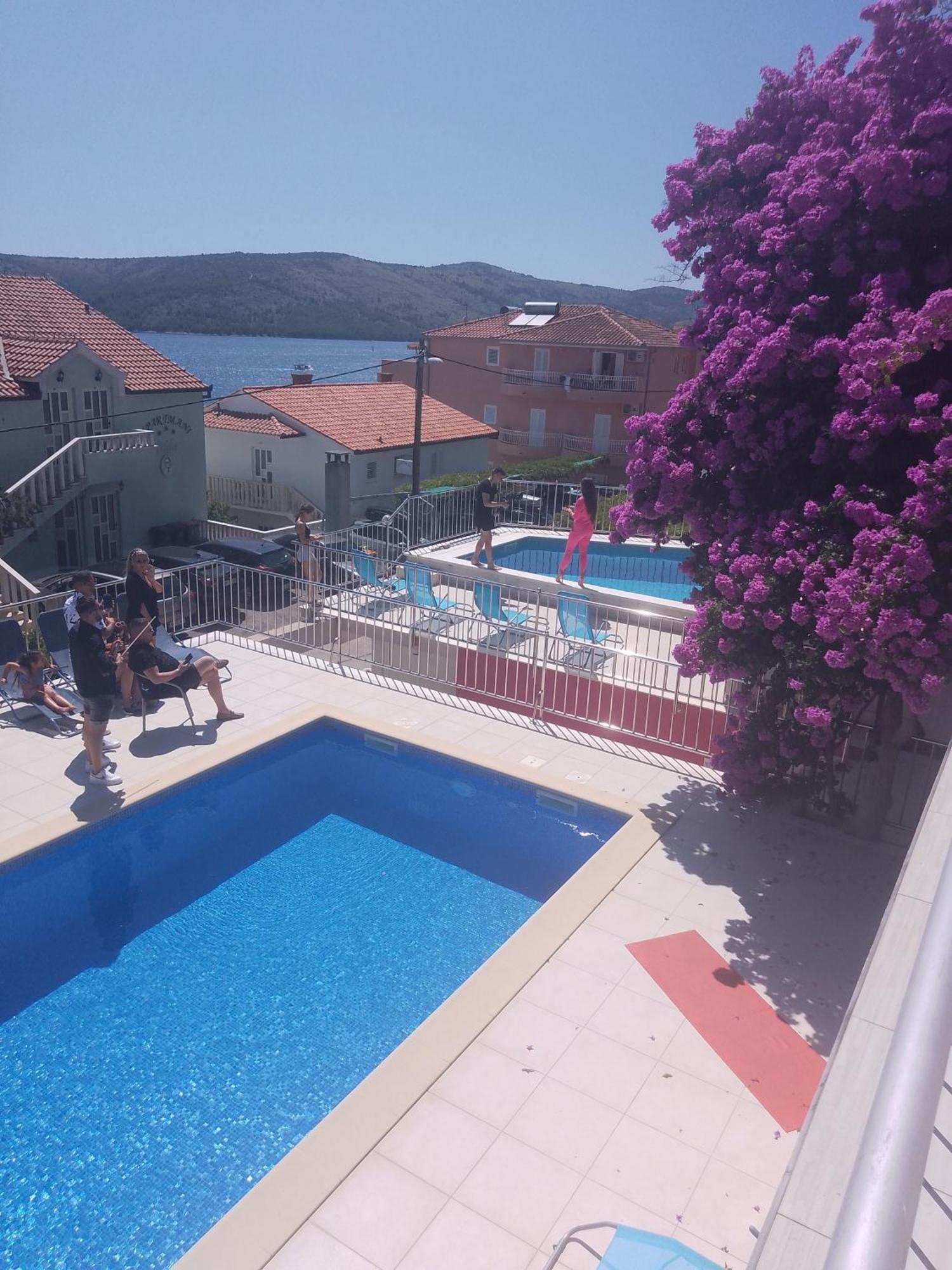 Villa Pinky And Superior Trogir Seget Vranjica Buitenkant foto