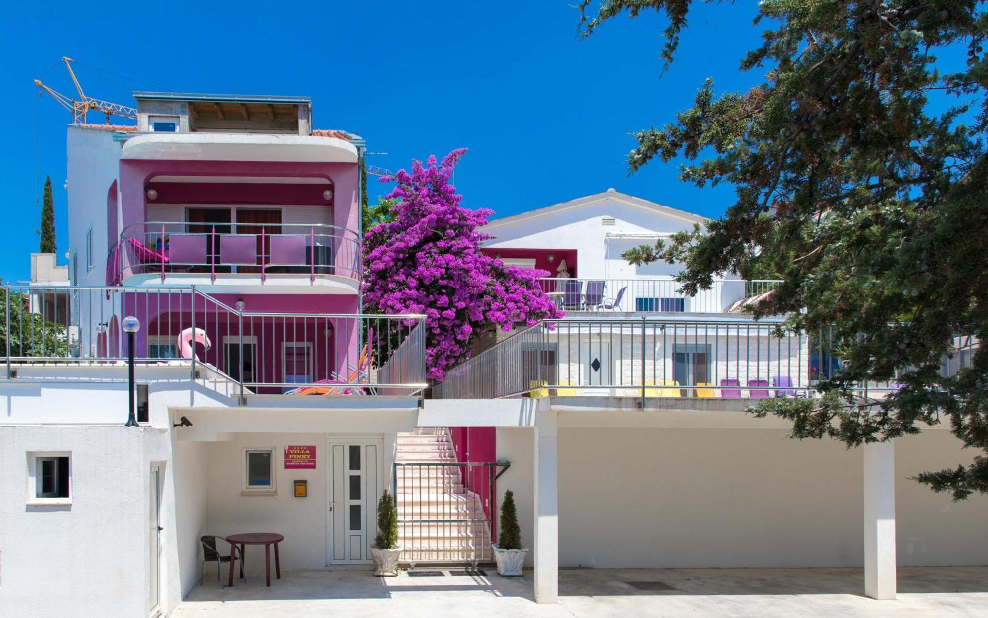 Villa Pinky And Superior Trogir Seget Vranjica Buitenkant foto